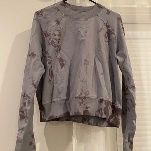 Lululemon cropped top